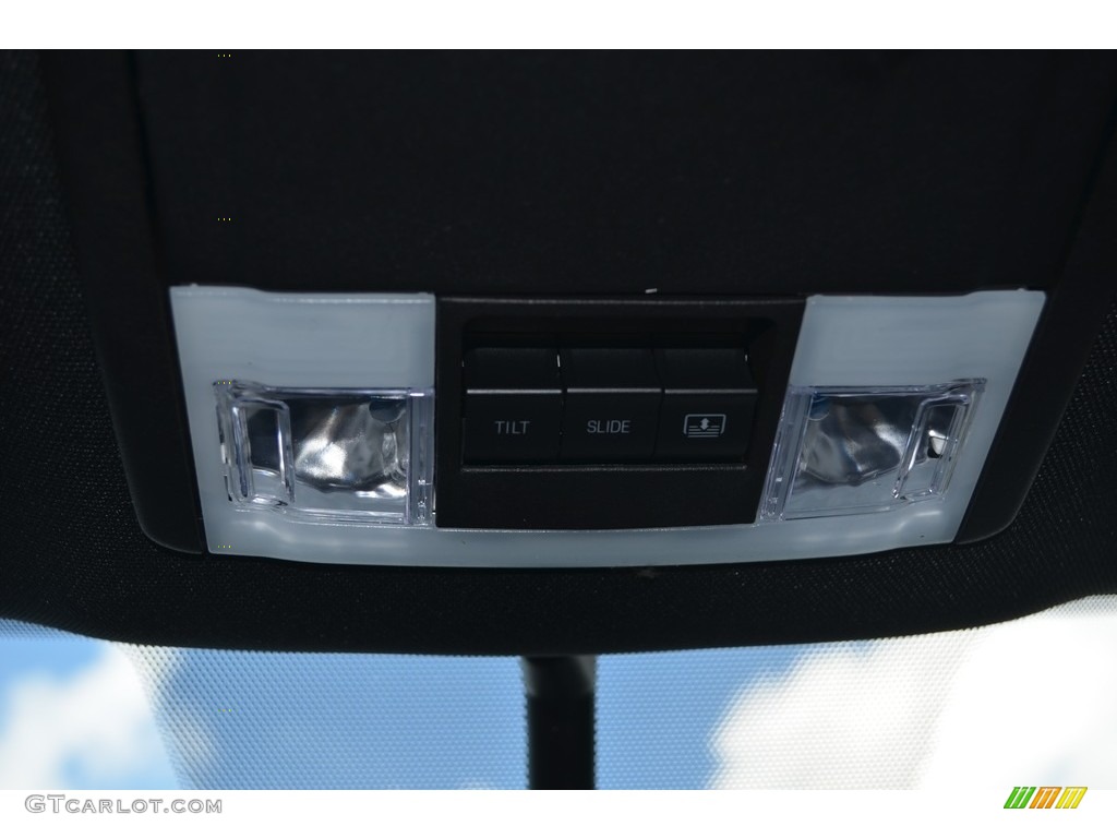 2018 Explorer XLT 4WD - Magnetic Metallic / Ebony Black photo #23