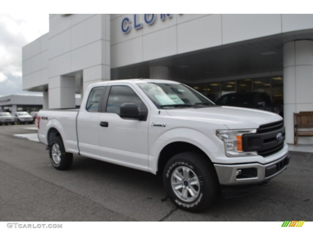 2018 F150 XL SuperCab 4x4 - Oxford White / Earth Gray photo #1