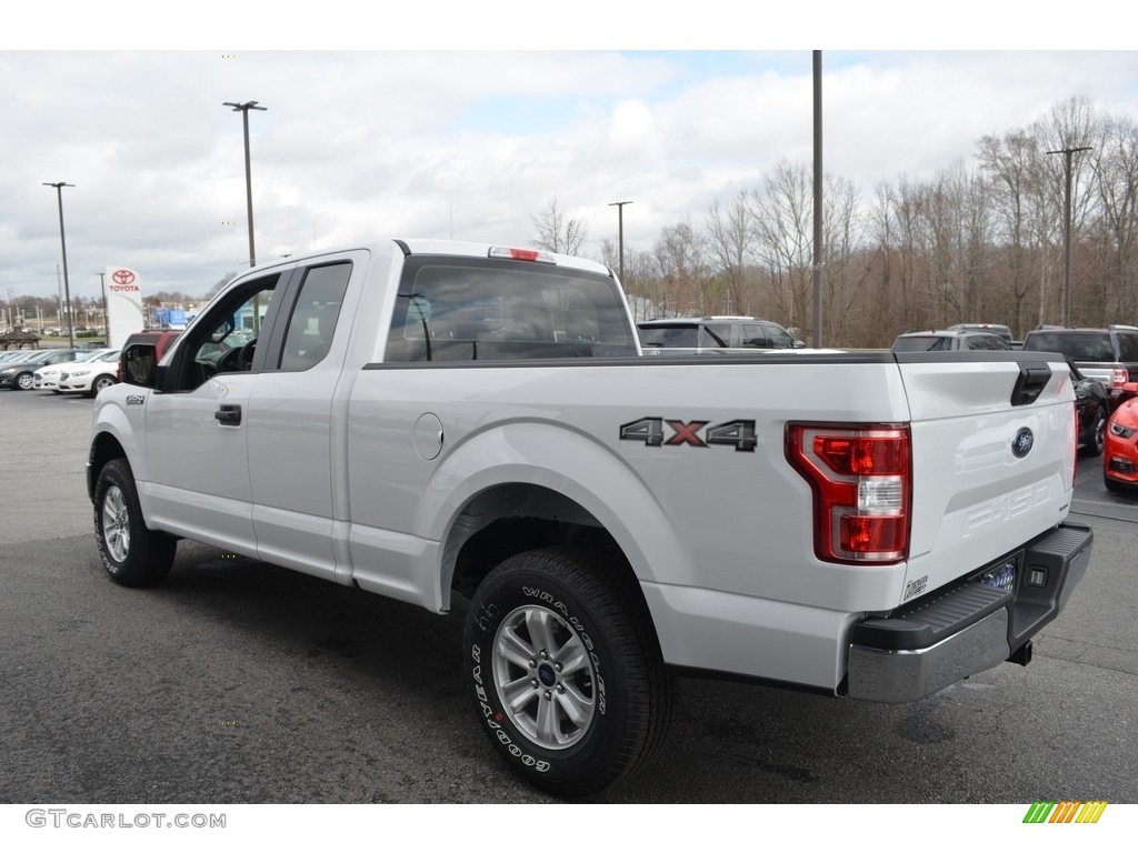 2018 F150 XL SuperCab 4x4 - Oxford White / Earth Gray photo #17