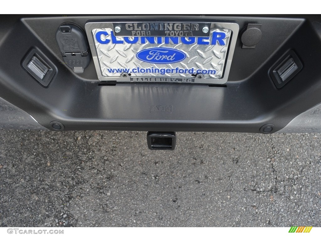 2018 F150 XLT SuperCrew 4x4 - White Gold / Light Camel photo #5