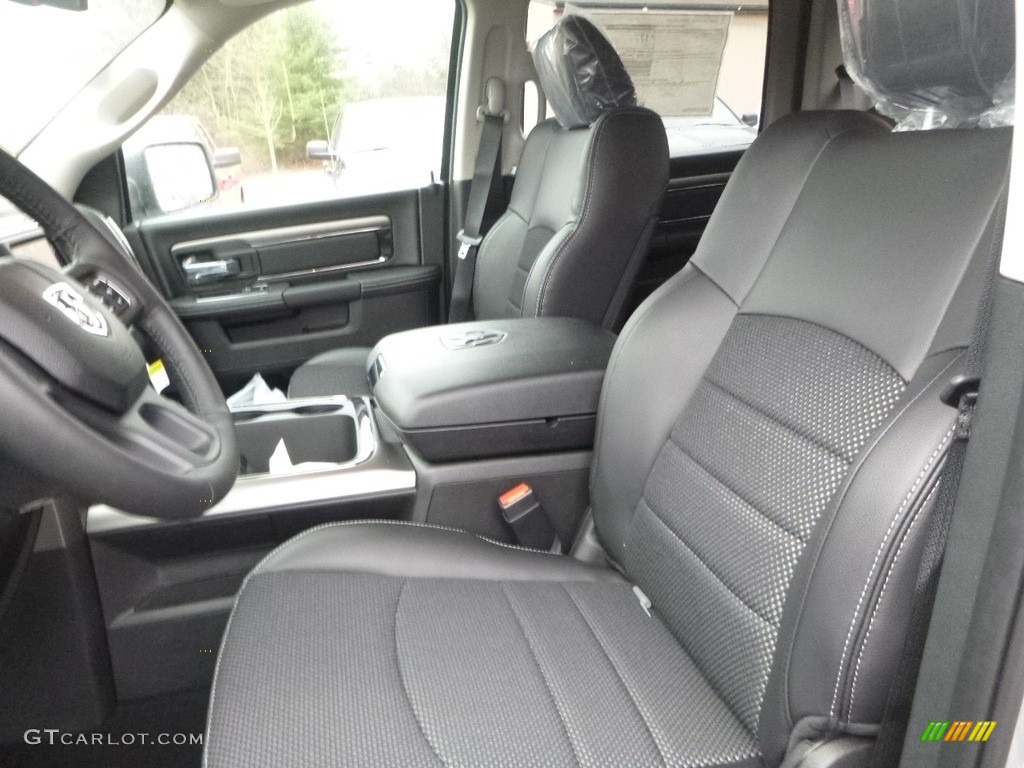 2018 1500 Sport Crew Cab 4x4 - Bright Silver Metallic / Black photo #15
