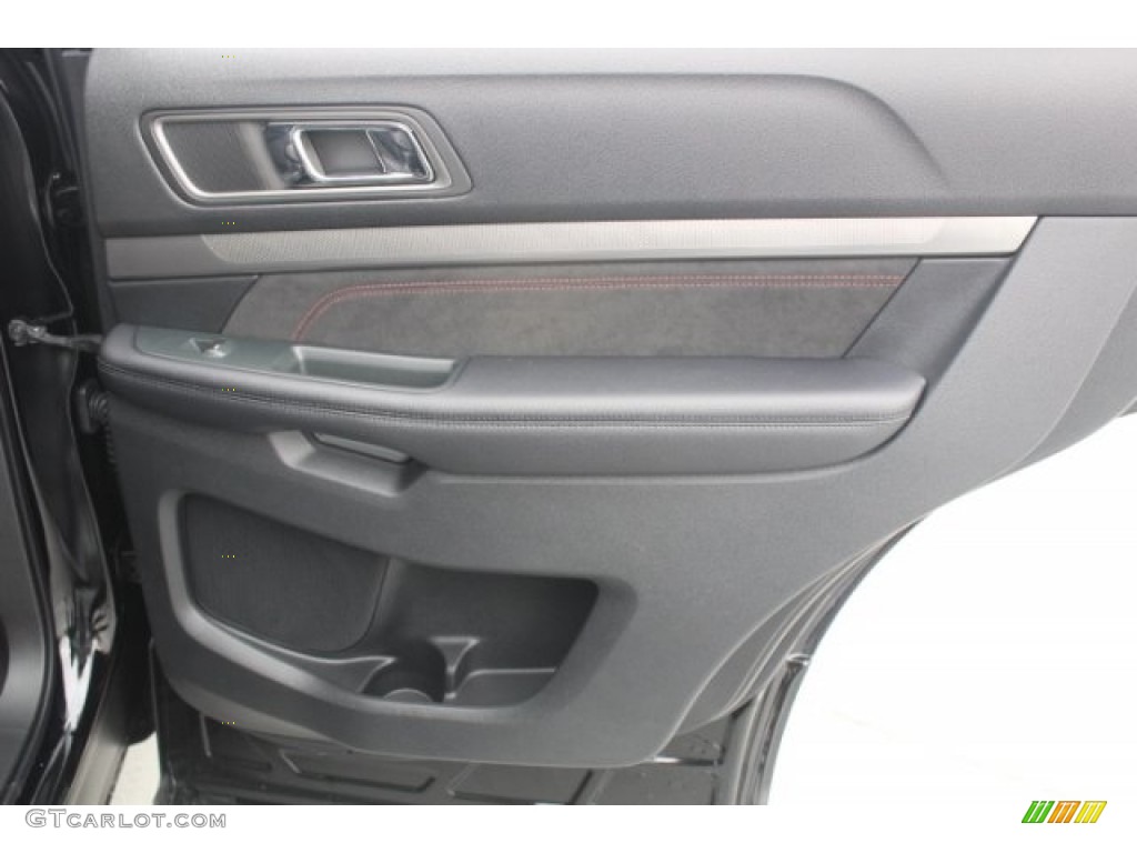 2018 Explorer XLT - Shadow Black / Ebony Black photo #29