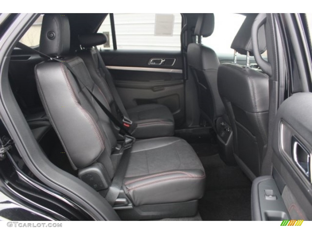 2018 Explorer XLT - Shadow Black / Ebony Black photo #30