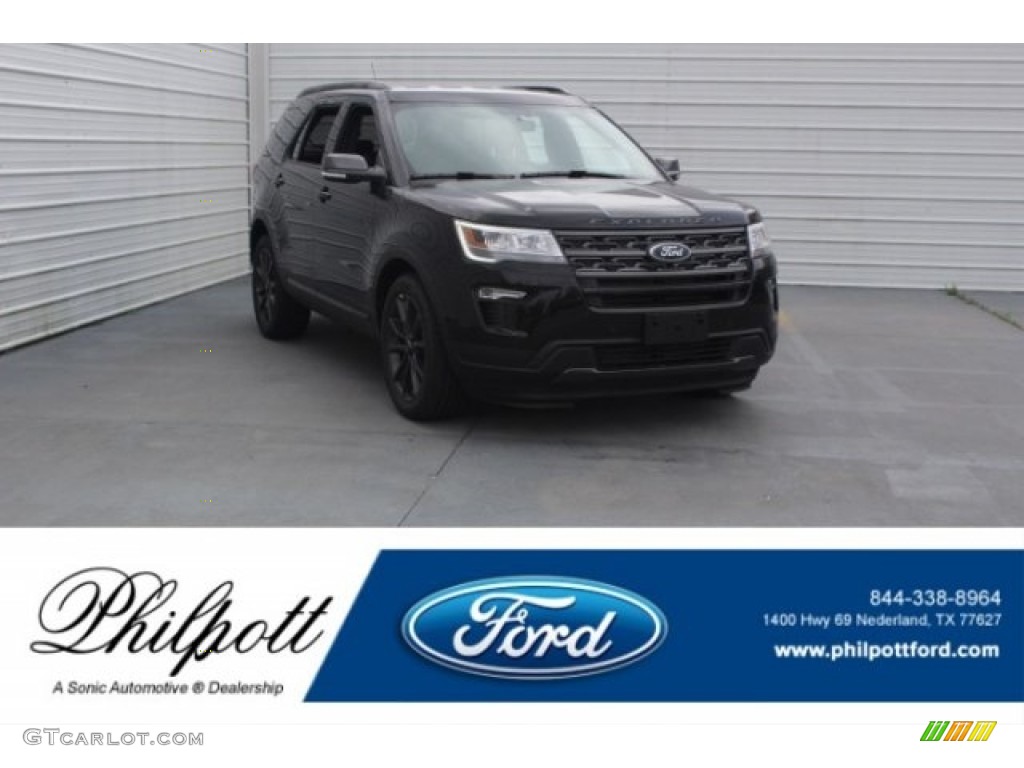 Shadow Black Ford Explorer