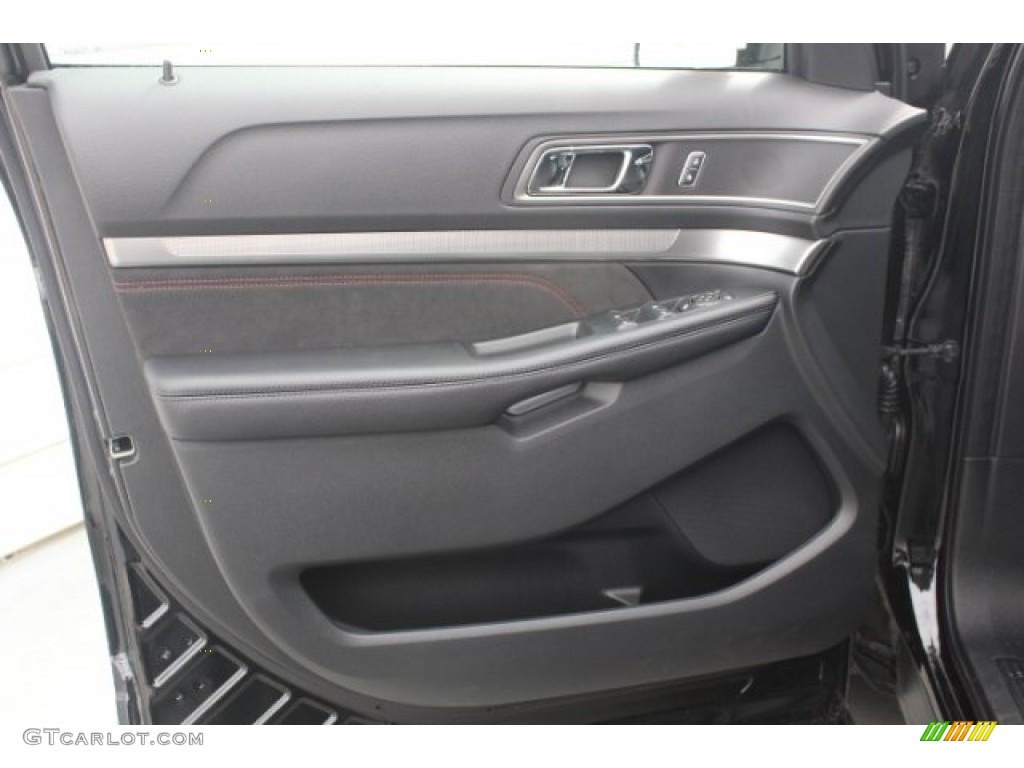 2018 Explorer XLT - Shadow Black / Ebony Black photo #11