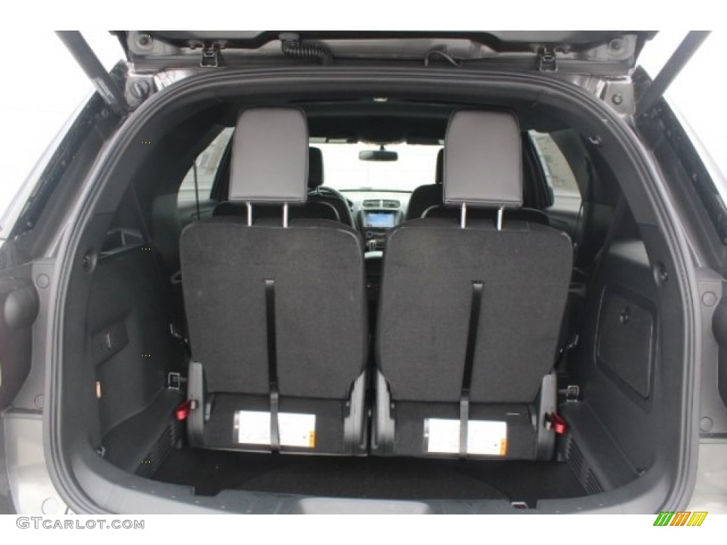 2018 Explorer XLT - Magnetic Metallic / Ebony Black photo #27