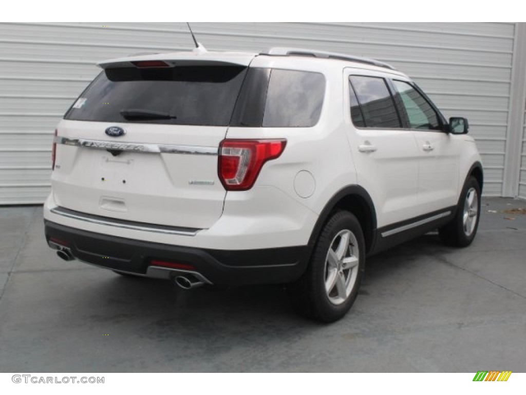 2018 Explorer XLT - White Platinum / Ebony Black photo #8