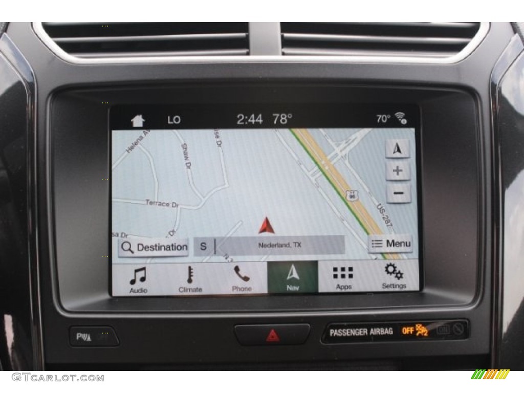 2018 Explorer XLT - White Platinum / Ebony Black photo #16