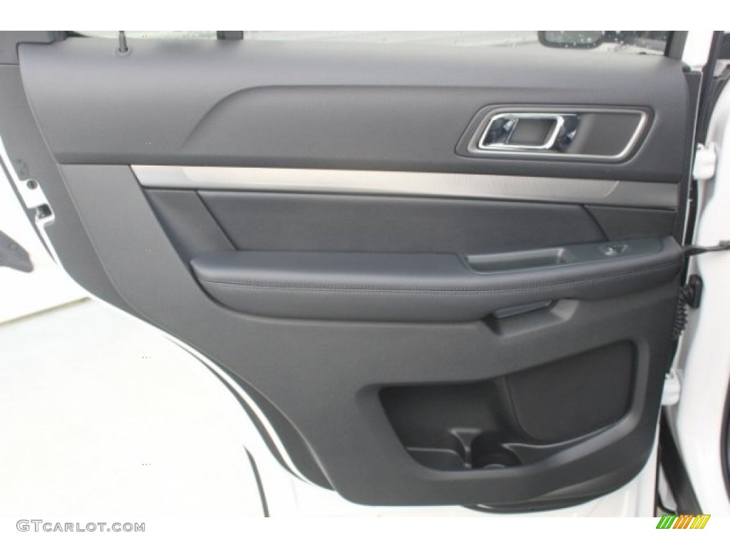 2018 Explorer XLT - White Platinum / Ebony Black photo #23