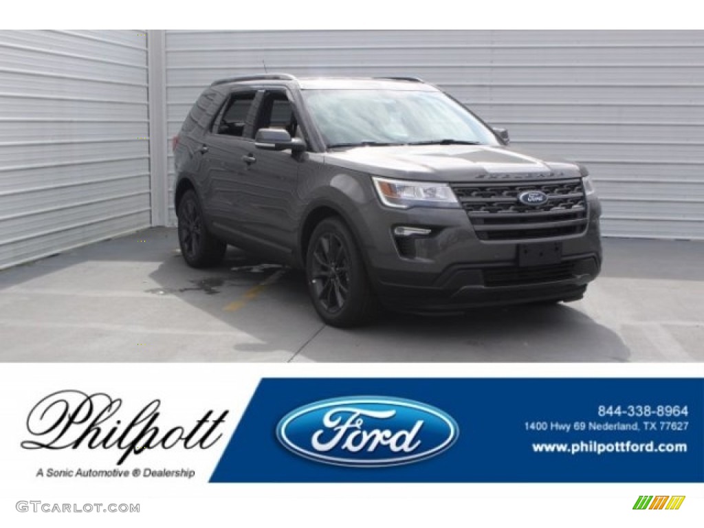 2018 Explorer XLT - Magnetic Metallic / Ebony Black photo #1