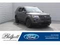 2018 Magnetic Metallic Ford Explorer XLT  photo #1