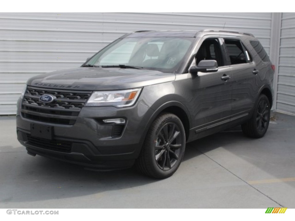 2018 Explorer XLT - Magnetic Metallic / Ebony Black photo #3