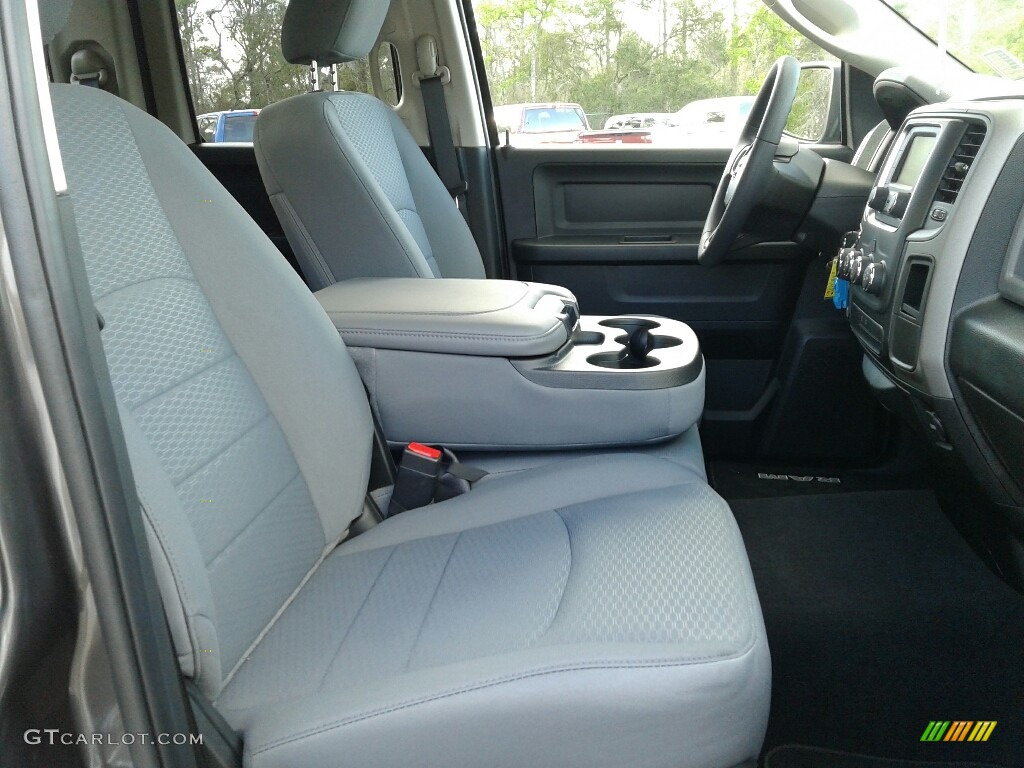 2018 1500 Express Quad Cab - Granite Crystal Metallic / Black/Diesel Gray photo #12
