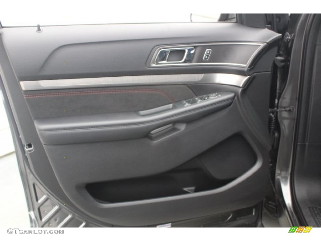 2018 Explorer XLT - Magnetic Metallic / Ebony Black photo #11