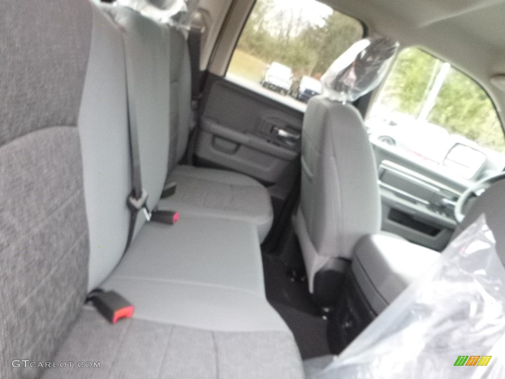 2018 1500 Big Horn Quad Cab 4x4 - Bright White / Black/Diesel Gray photo #12