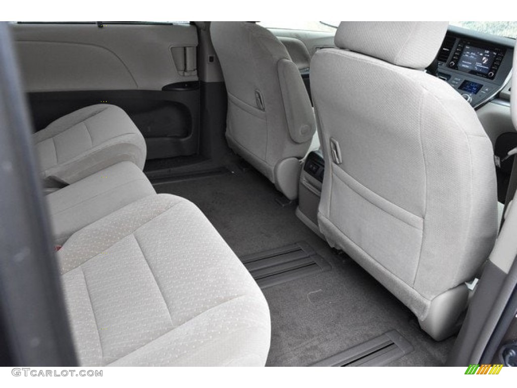 2018 Sienna LE - Toasted Walnut Pearl / Bisque photo #17