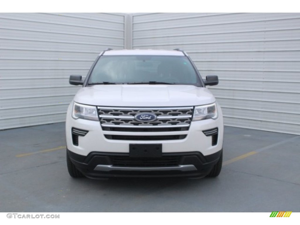 2018 Explorer XLT - White Platinum / Ebony Black photo #2