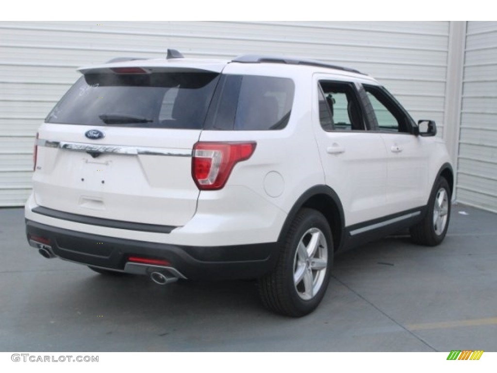 2018 Explorer XLT - White Platinum / Ebony Black photo #8