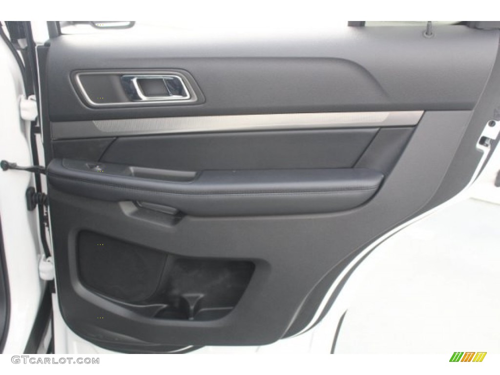 2018 Explorer XLT - White Platinum / Ebony Black photo #26