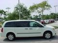 Stone White - Grand Caravan SE Photo No. 2