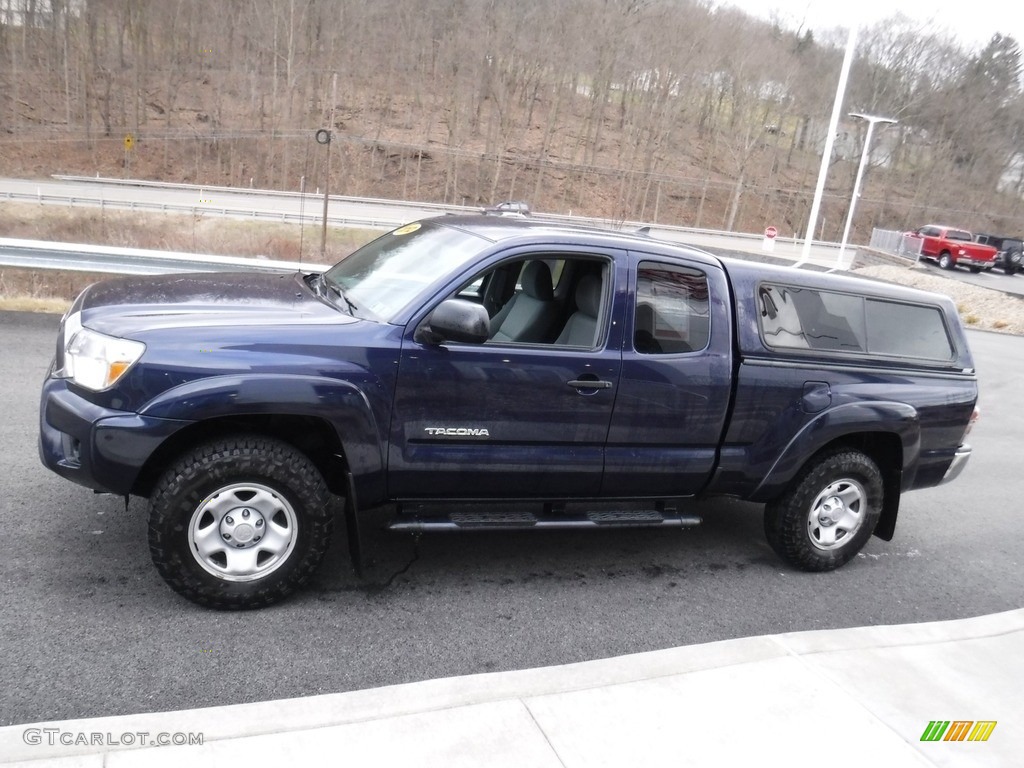 2012 Tacoma SR5 Access Cab 4x4 - Nautical Blue Metallic / Graphite photo #6