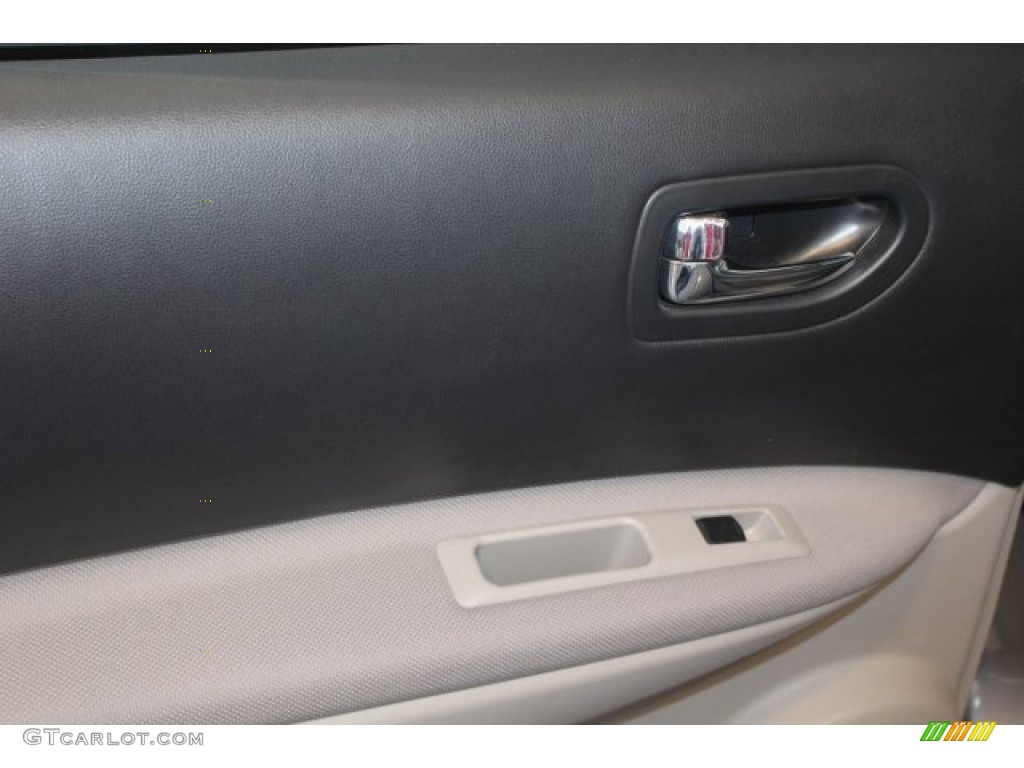 2011 Rogue S - Platinum Graphite / Gray photo #27