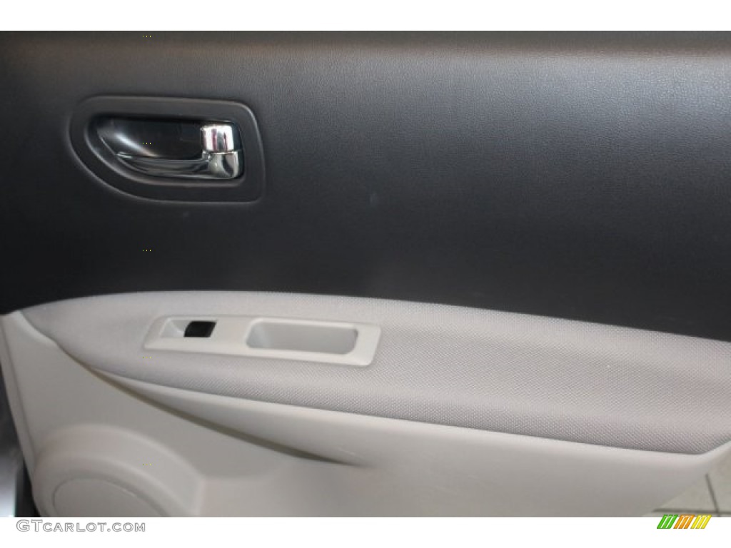 2011 Rogue S - Platinum Graphite / Gray photo #30