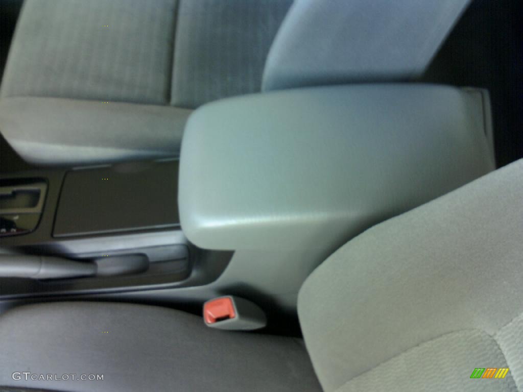 2005 Camry LE - Phantom Gray Pearl / Gray photo #13