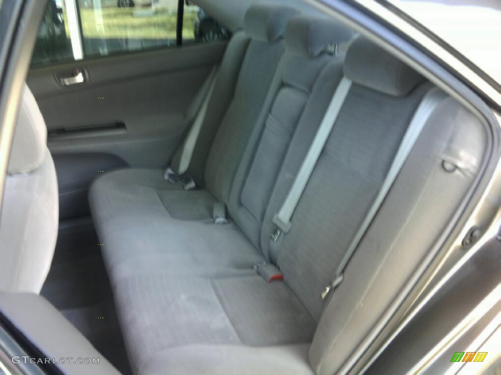 2005 Camry LE - Phantom Gray Pearl / Gray photo #15
