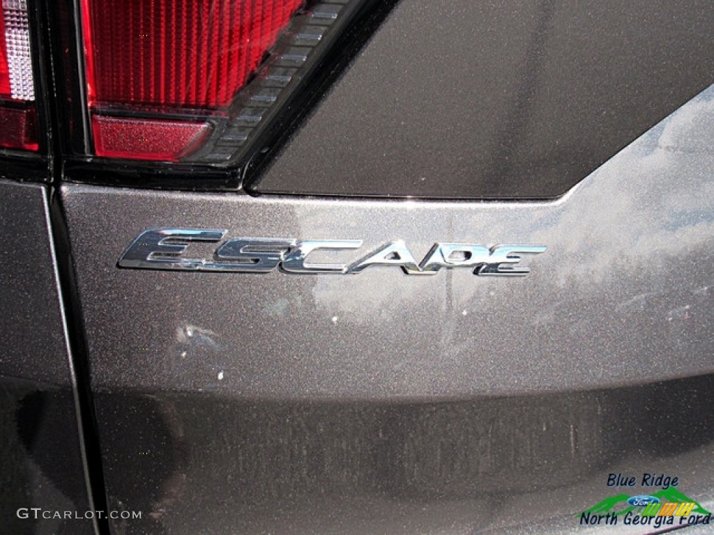 2018 Escape SE 4WD - Magnetic / Charcoal Black photo #34