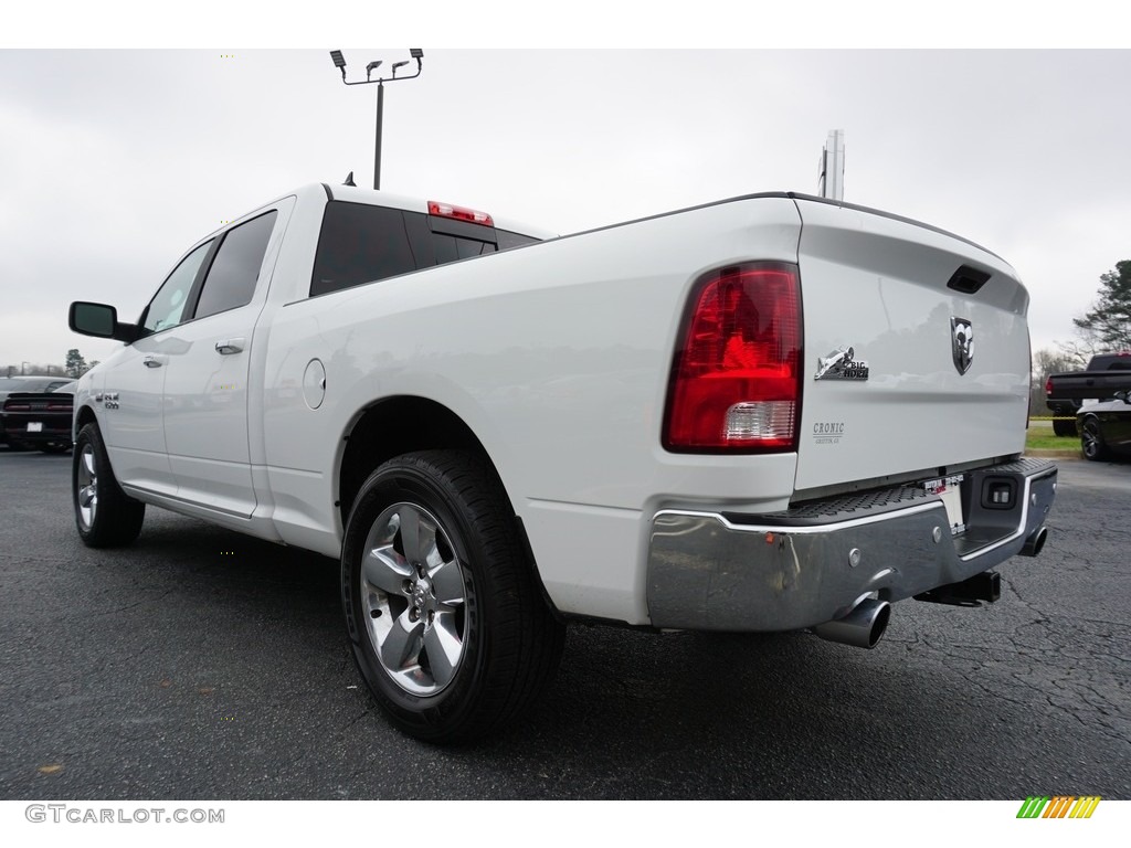 2017 1500 Big Horn Crew Cab - Bright White / Black/Diesel Gray photo #11