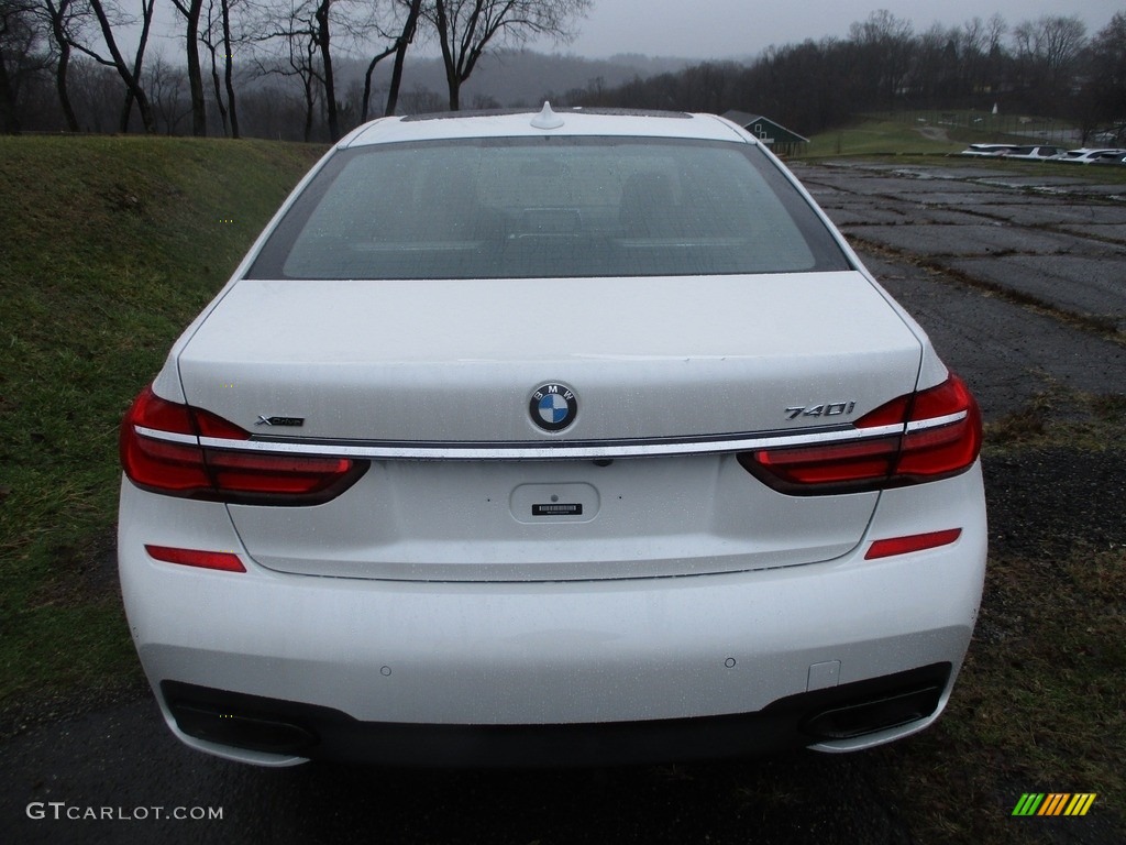 2018 7 Series 740i xDrive Sedan - Mineral White Metallic / Mocha photo #7