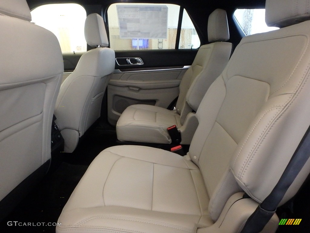 2018 Explorer Limited 4WD - Cinnamon Glaze / Medium Stone photo #7