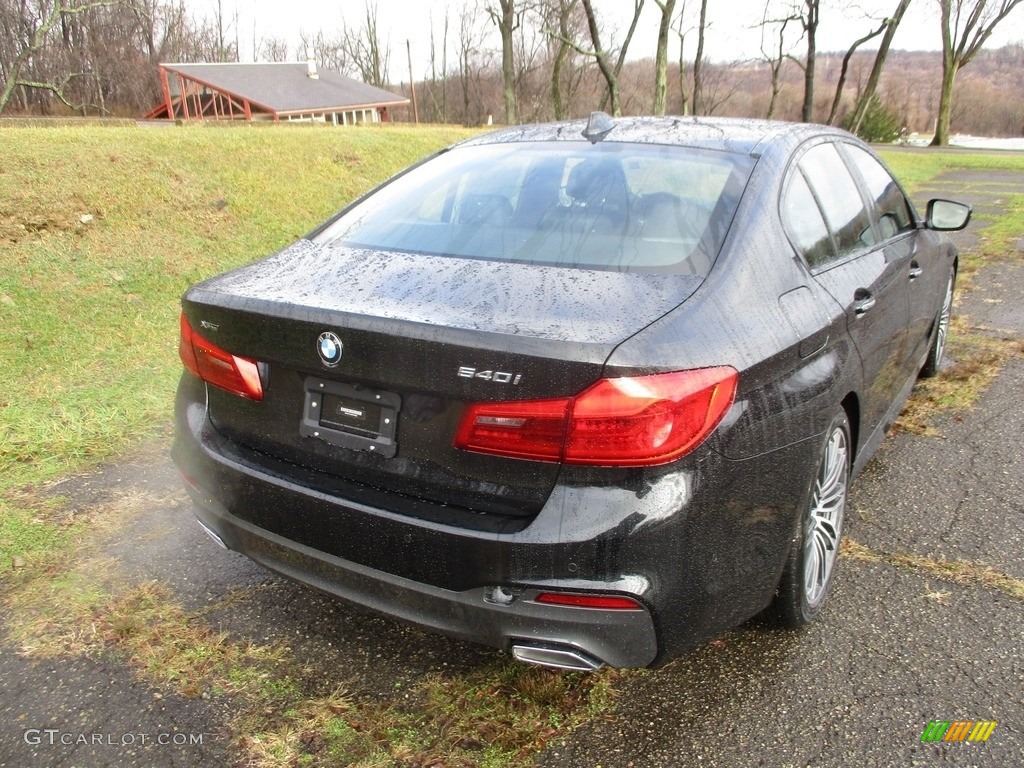 2018 5 Series 540i xDrive Sedan - Black Sapphire Metallic / Black photo #10