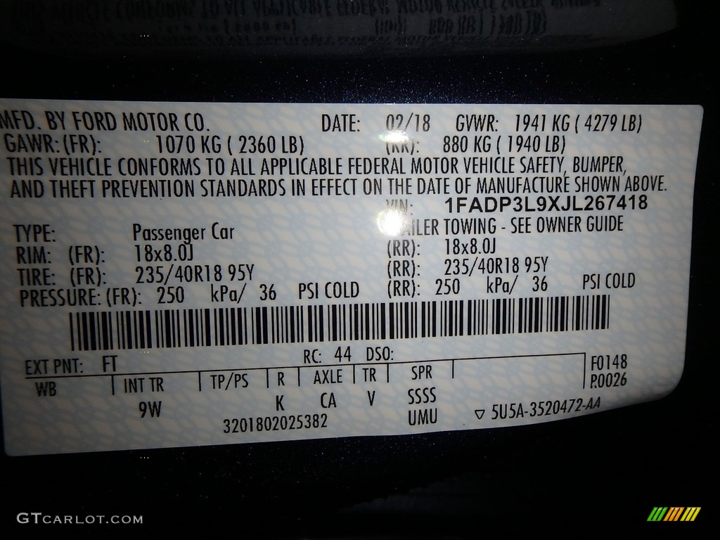 2018 Focus ST Hatch - Blue Metallic / Charcoal Black Recaro Leather photo #10