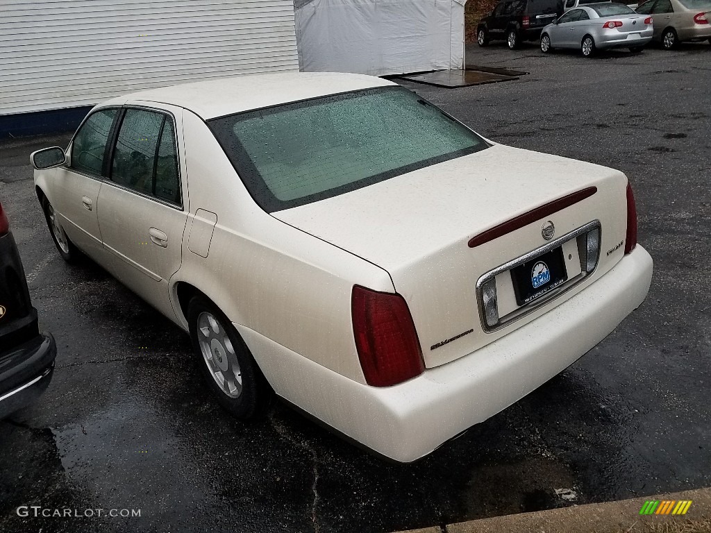 2002 DeVille Sedan - White Diamond Pearl / Neutral Shale photo #3