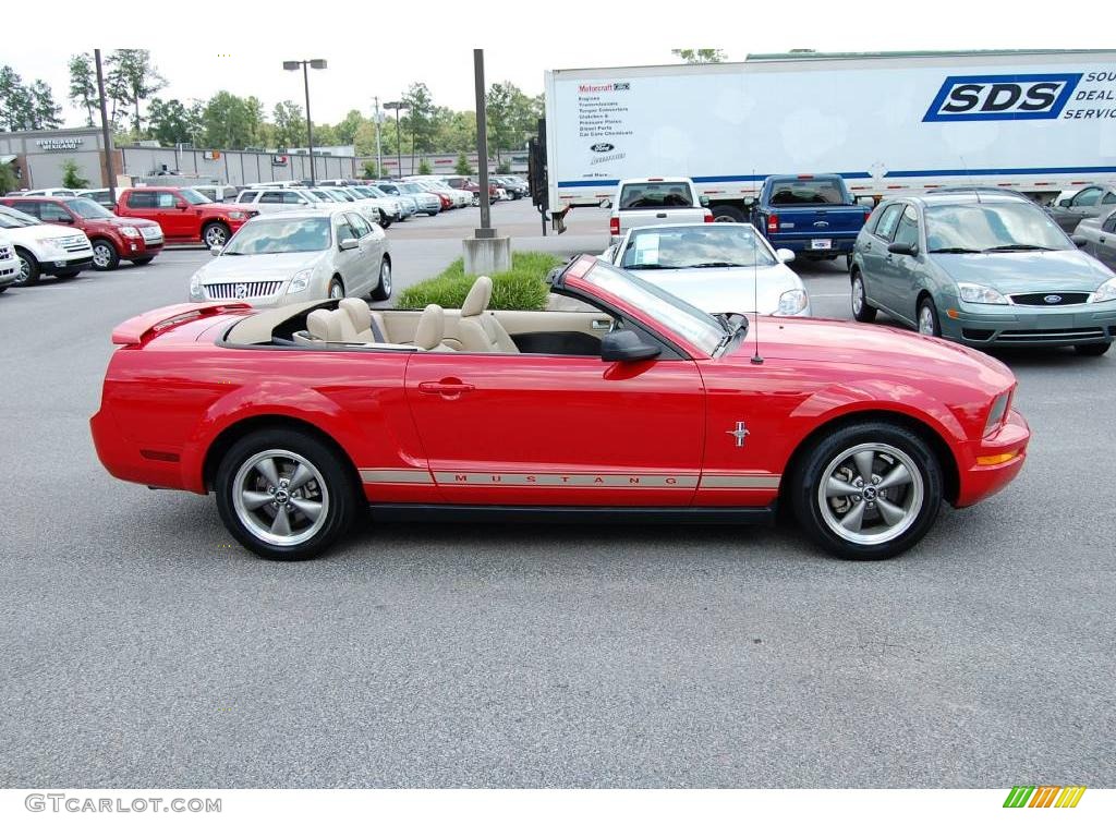 2006 Mustang V6 Premium Convertible - Torch Red / Light Parchment photo #13