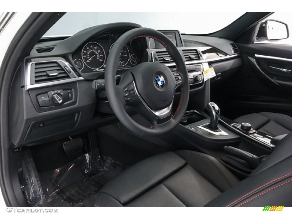 2018 3 Series 330i Sedan - Alpine White / Black photo #5