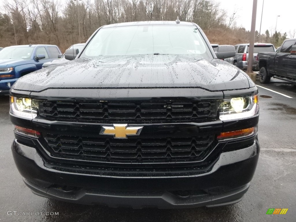 2018 Silverado 1500 Custom Crew Cab 4x4 - Black / Dark Ash/Jet Black photo #8