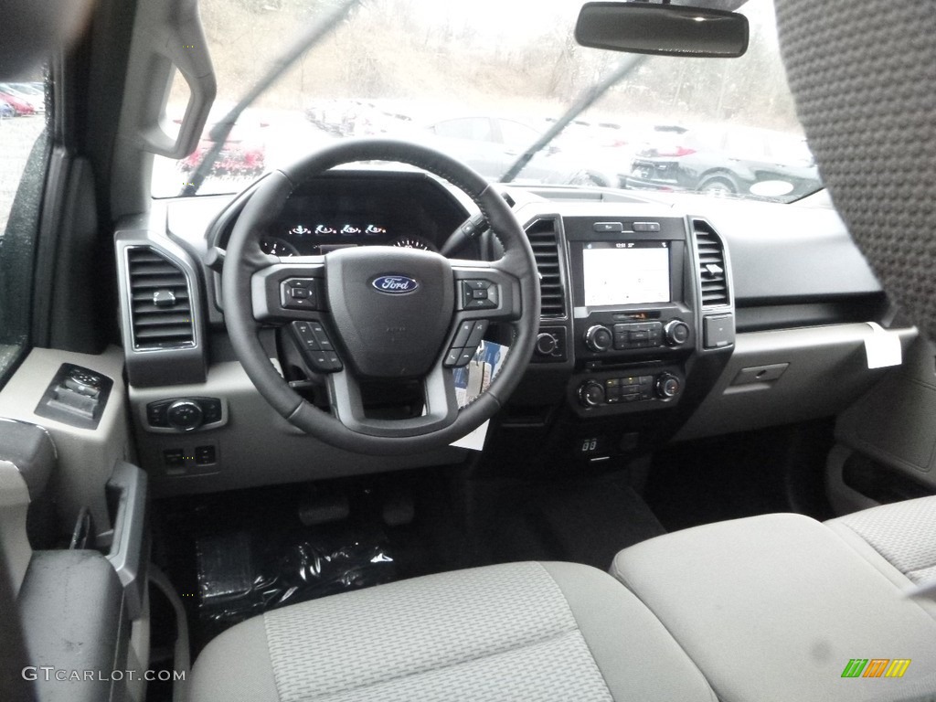 2018 F150 XLT SuperCrew 4x4 - Ingot Silver / Earth Gray photo #9