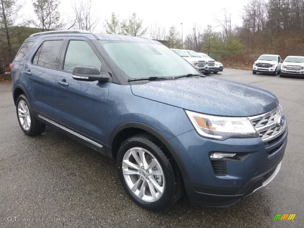 2018 Explorer XLT 4WD - Blue Metallic / Ebony Black photo #3