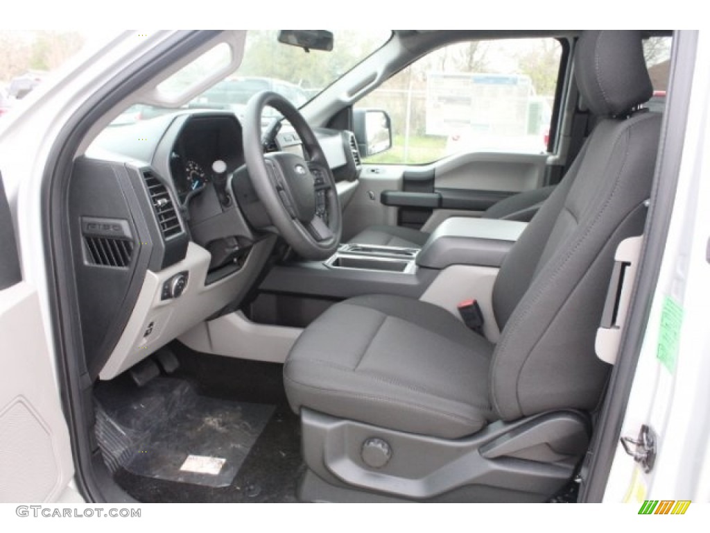 2018 F150 XL SuperCab - Ingot Silver / Earth Gray photo #16