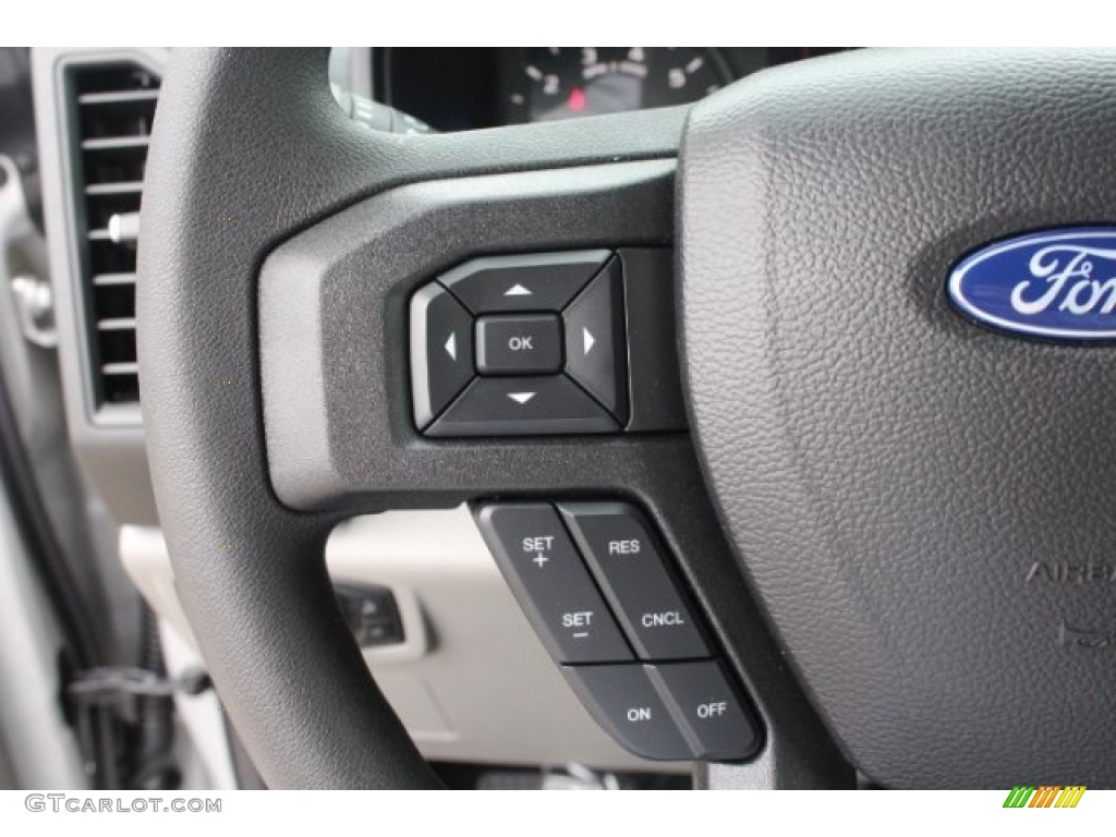 2018 F150 XL SuperCab - Ingot Silver / Earth Gray photo #19