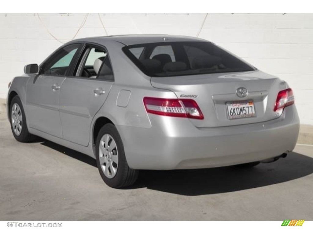 2010 Camry LE - Sandy Beach Metallic / Bisque photo #2