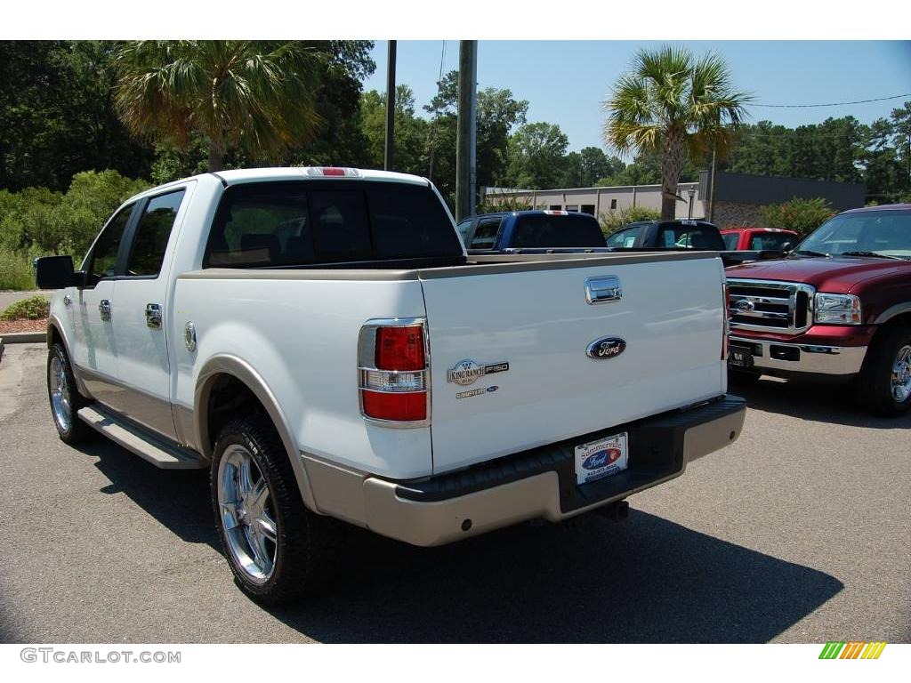 2007 F150 King Ranch SuperCrew 4x4 - Oxford White / Castano Brown Leather photo #17