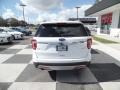 White Platinum Metallic Tri-Coat - Explorer XLT Photo No. 4