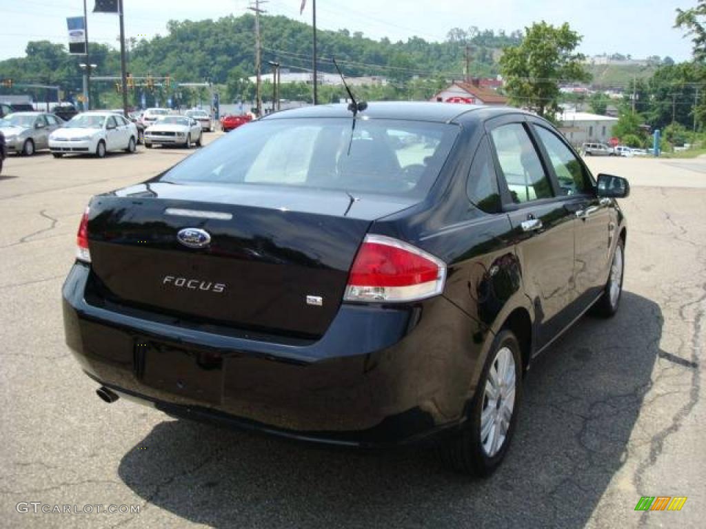 2008 Focus SE Sedan - Black / Charcoal Black photo #4