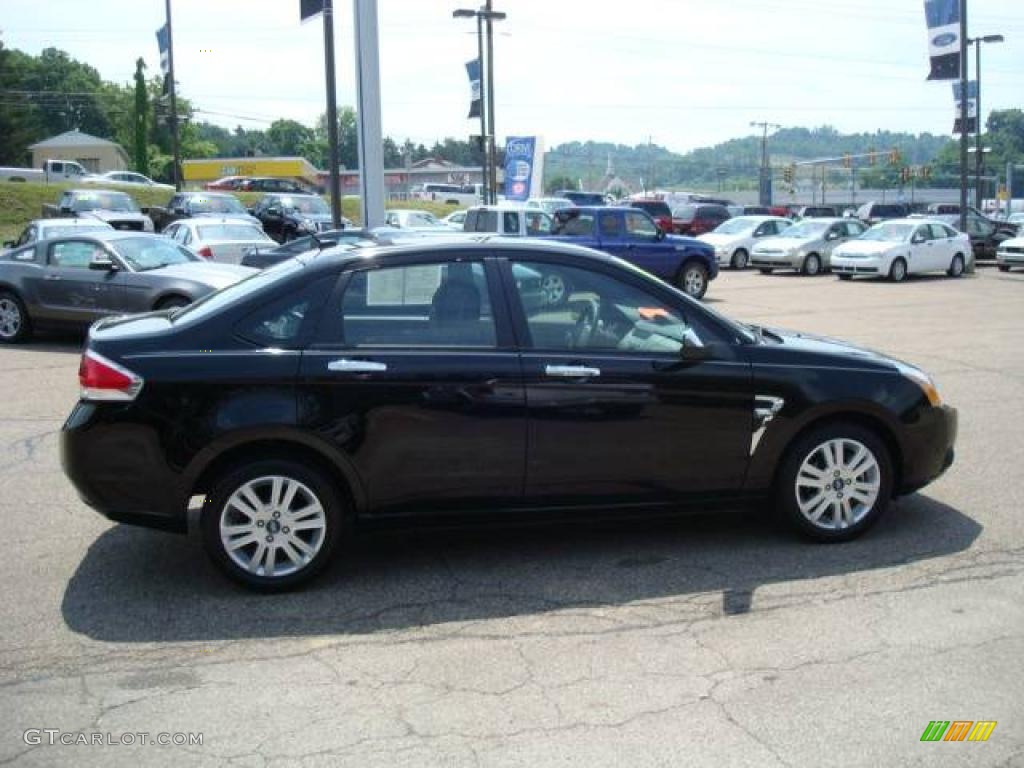 2008 Focus SE Sedan - Black / Charcoal Black photo #5