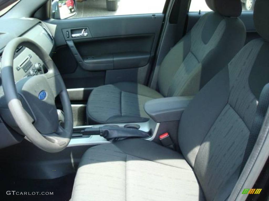 2008 Focus SE Sedan - Black / Charcoal Black photo #7
