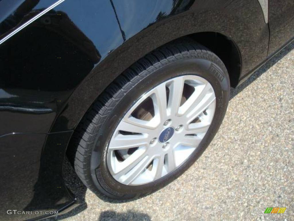 2008 Focus SE Sedan - Black / Charcoal Black photo #12